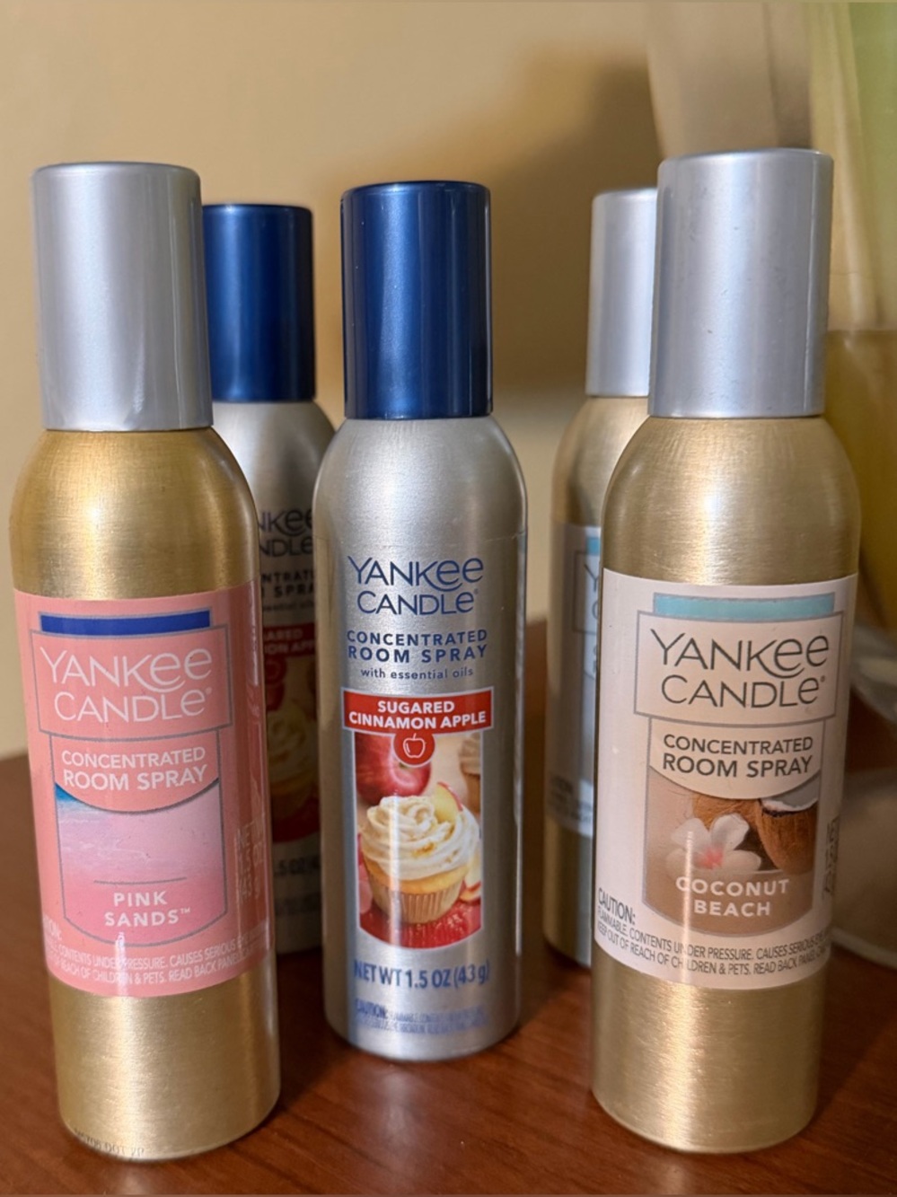 Lot of 5 - Yankee Pink Sands, Sugared Cinnamon Apple & Coconut Beach Spray